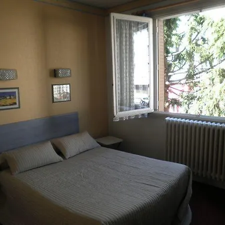Hotel Central Hotel Saint-Priest (Rhone)