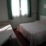 Central Hotel سانت-بريست
