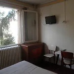 Central Hotel