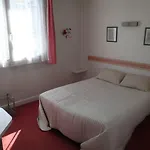 Central Hotel 2* سانت-بريست