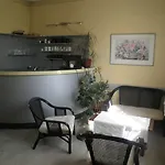 Central Hotel سانت-بريست