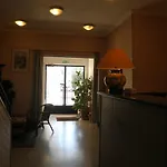 Central Hotel فندق 2*