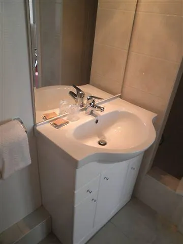 Central Hotel 2* Saint-Priest (Rhone)