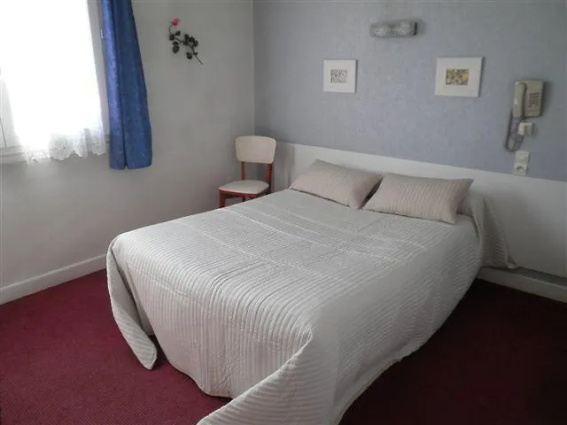 Central Hotel 2*