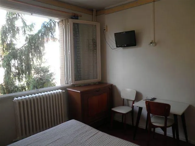 Central Hotel